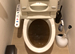 トイレの詰まり除去作業